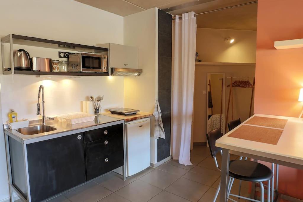 Le Saint Roch 1 - Ac Clim - Wifi - 50M Centre Ville Avignon Buitenkant foto
